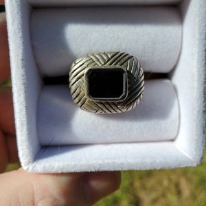 Vintage Sterling Silver and Black Onyx Ladies Ring Size 8.5
